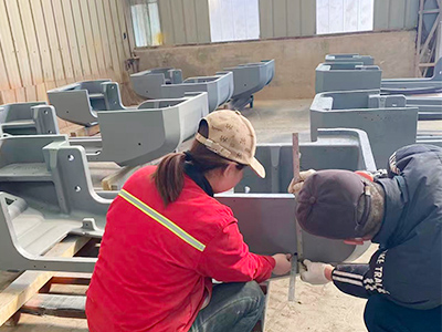 Conquering Industry Challenges! Zunhua Shengjian Fanrong Machinery Successfully Resolves Issues Regarding Excavator Counterweight Curvature Fit and Mounting Surface Precision