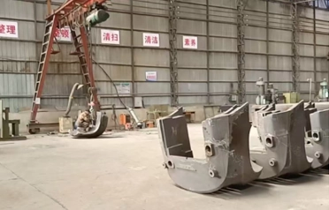 Zunhua Shengjian Prosperous Machinery Parts Co., Ltd. upgrades its precision casting production line and expands its overseas supply channels for mining machinery counterweight parts.